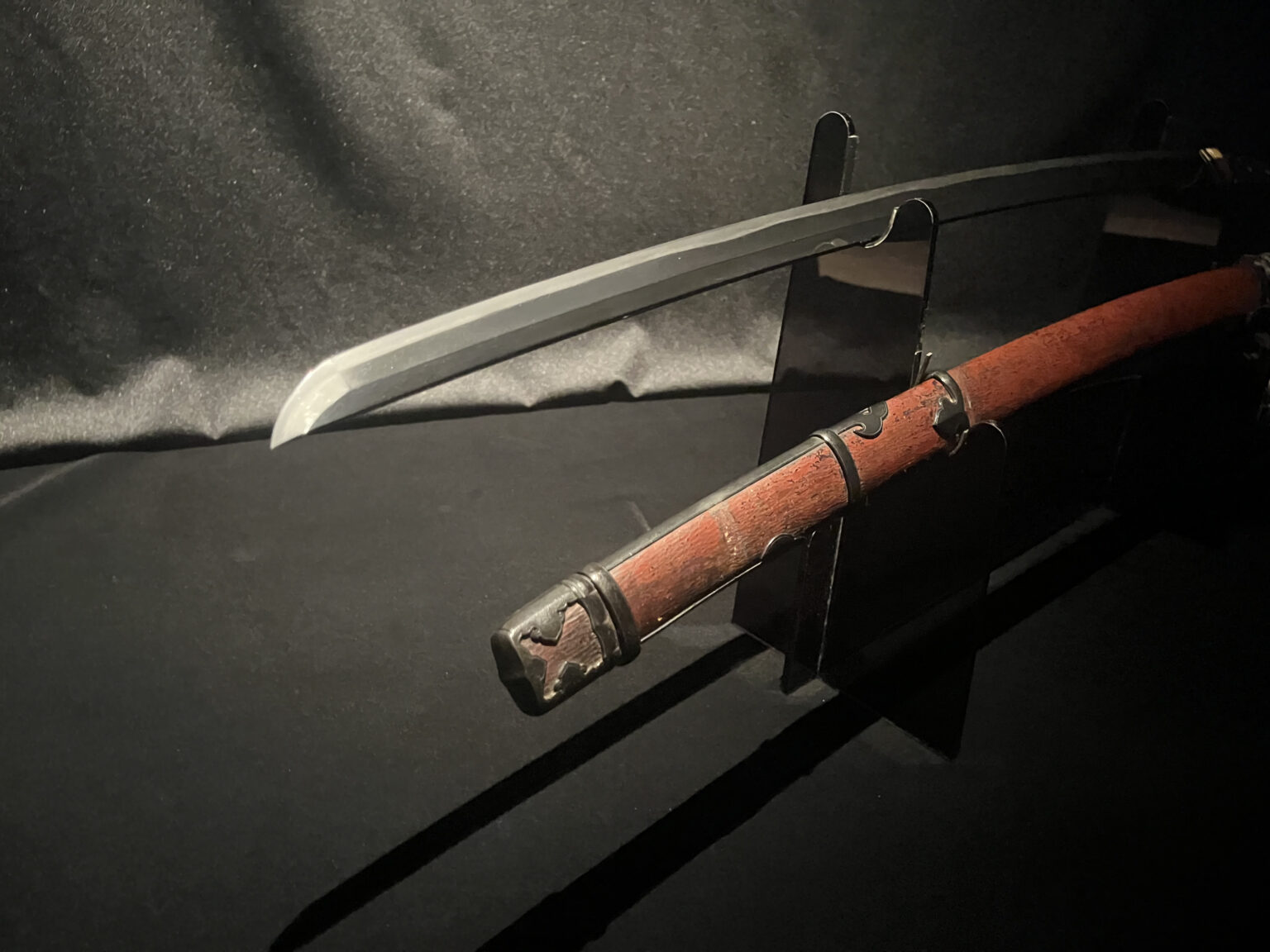 Tegai(手掻) - Authentic Katana(1288-1460) - Blade Form, Jigane, and Koshirae Focus - Image 3